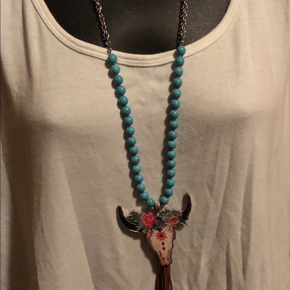 Turquoise beaded necklace